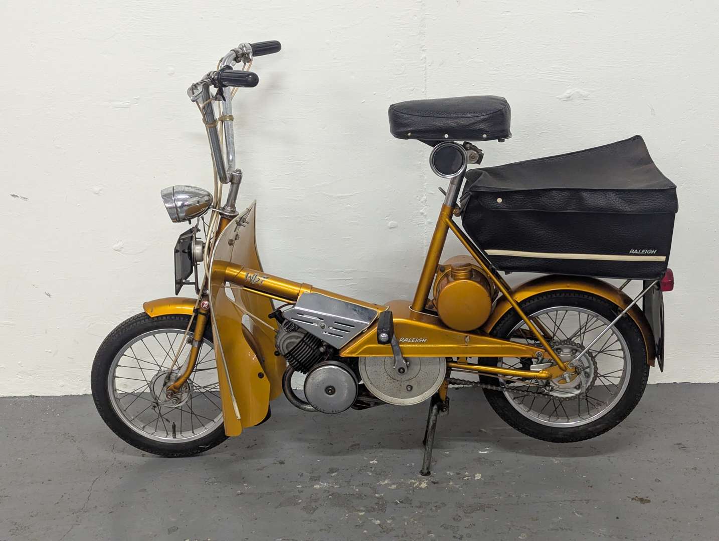 <p>1967 RALEIGH WISP</p>