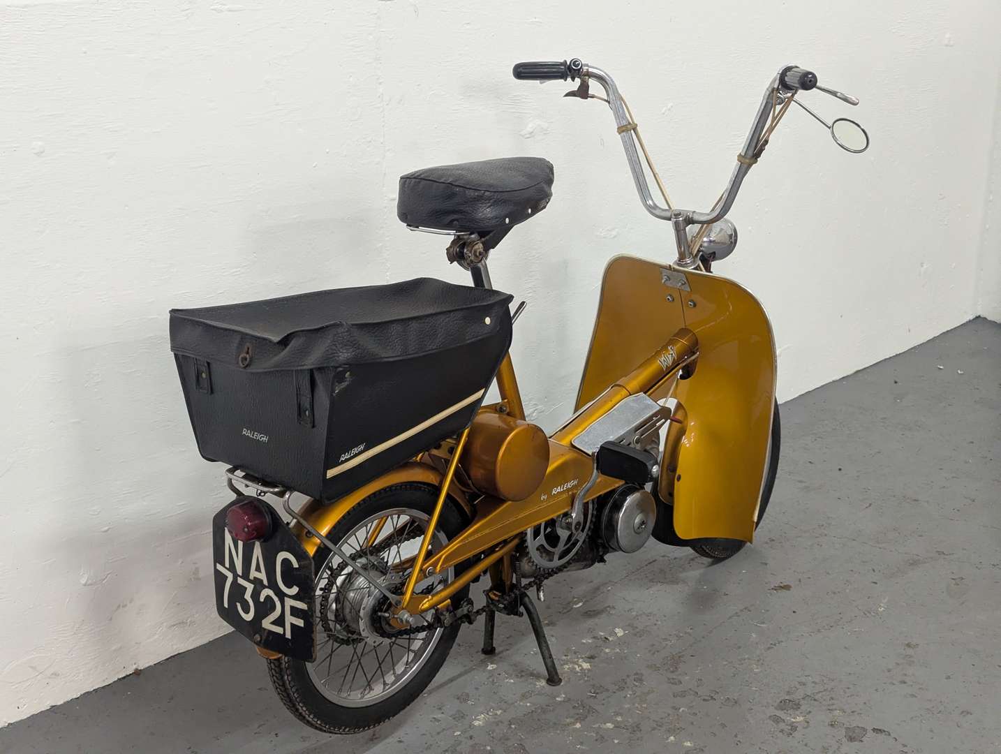 <p>1967 RALEIGH WISP</p>