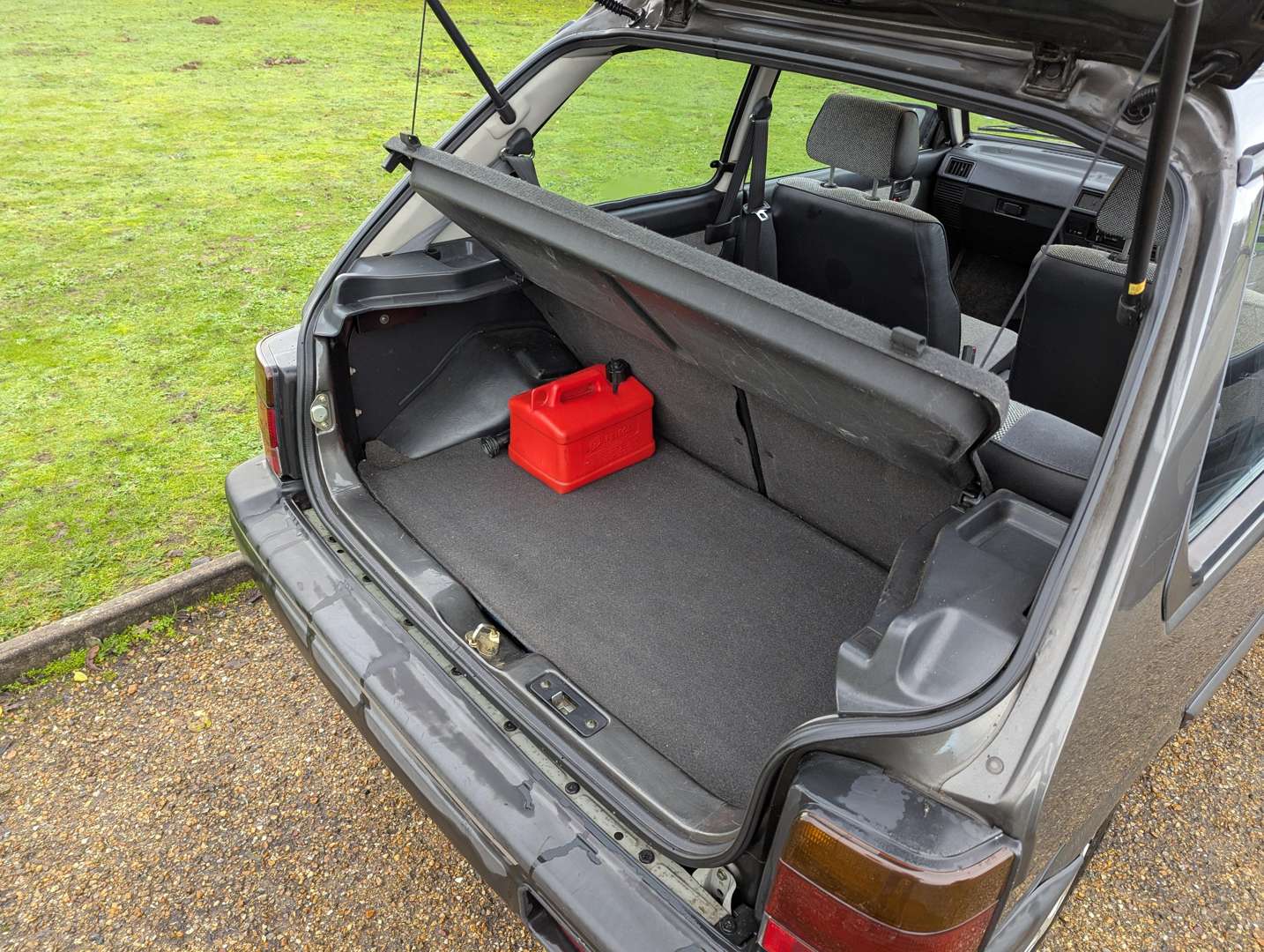 <p>1989 SUBARU JUSTY SL 4WD</p>