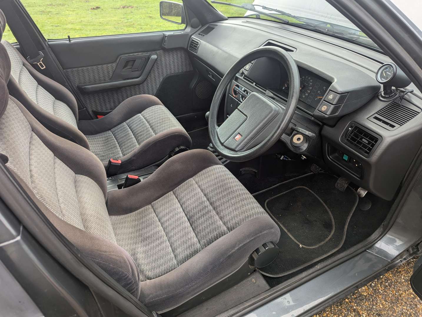 <p>1990 CITROEN BX17 TZD DIESEL TURBO</p>