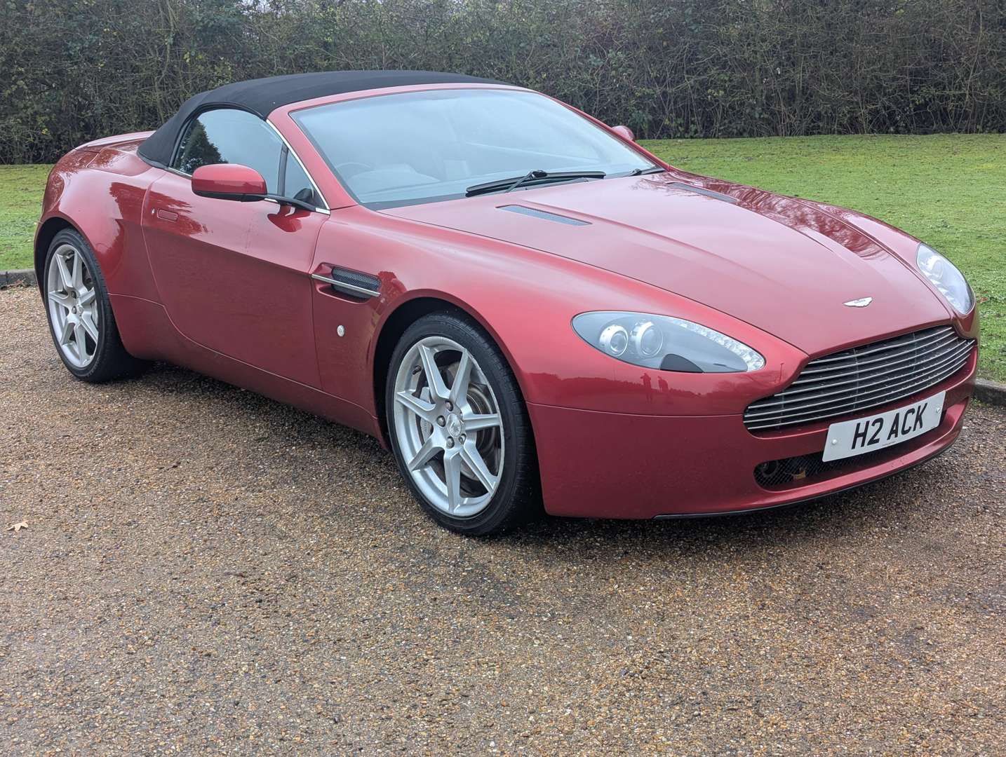 <p>2007 ASTON MARTIN V8 VANTAGE ROADSTER MANUAL</p>