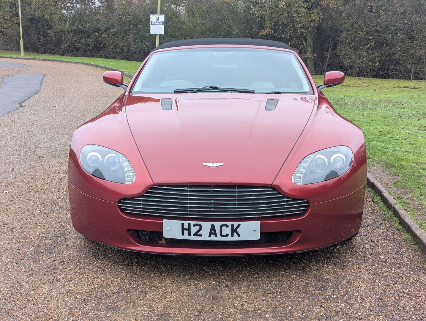 <p>2007 ASTON MARTIN V8 VANTAGE ROADSTER MANUAL</p>