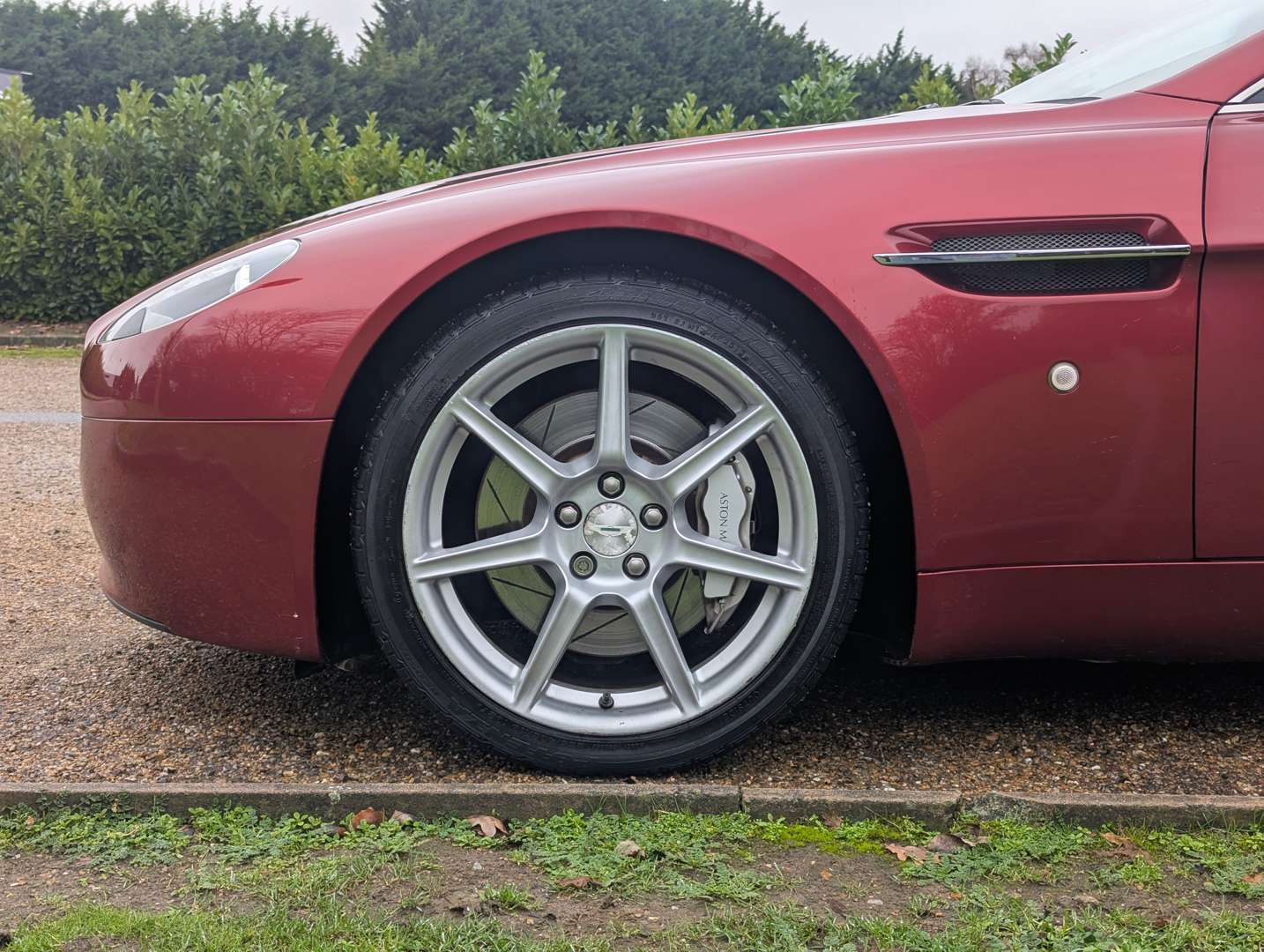 <p>2007 ASTON MARTIN V8 VANTAGE ROADSTER MANUAL</p>