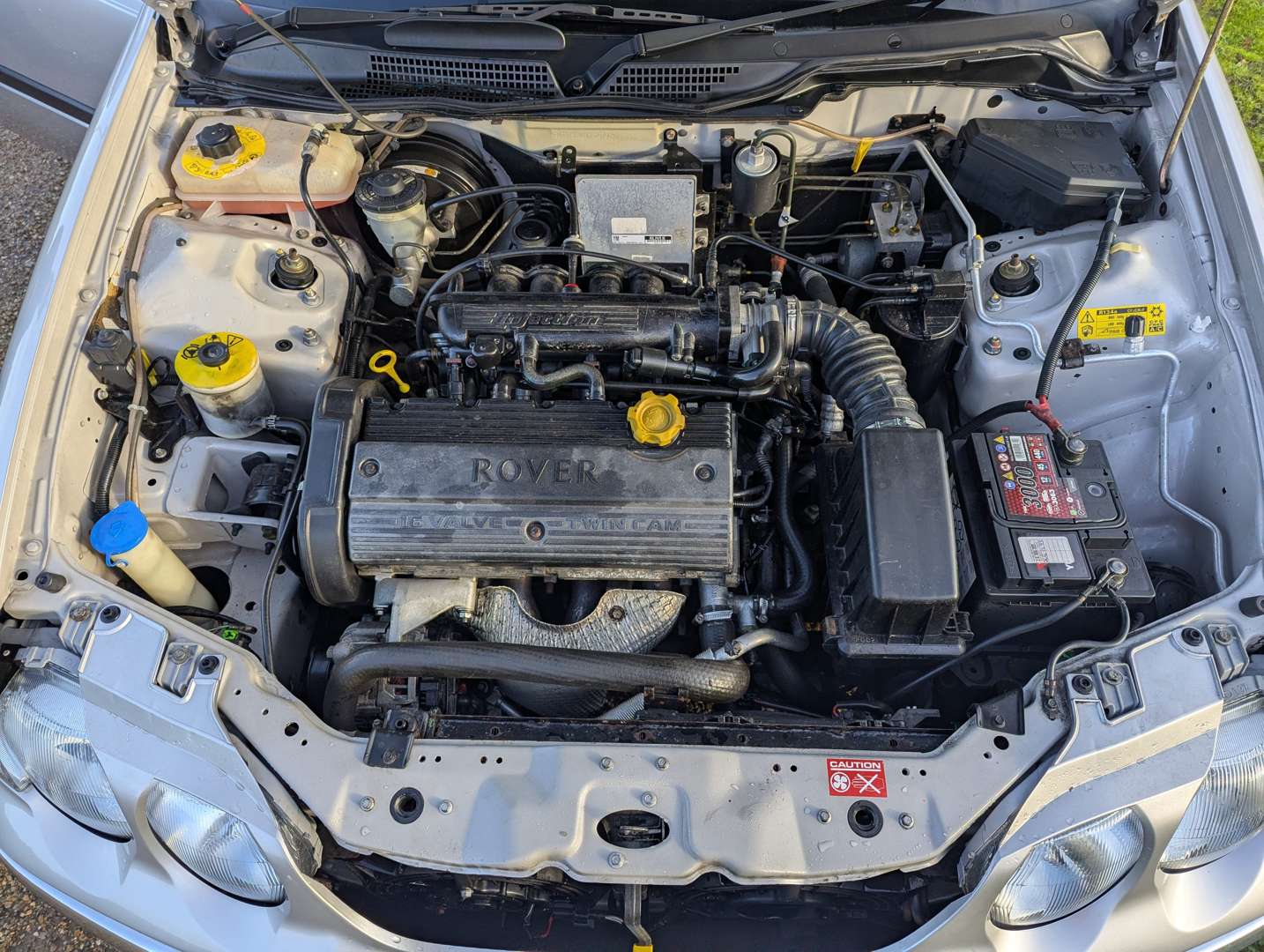 <p>2000 ROVER 45 IXS 16V</p>