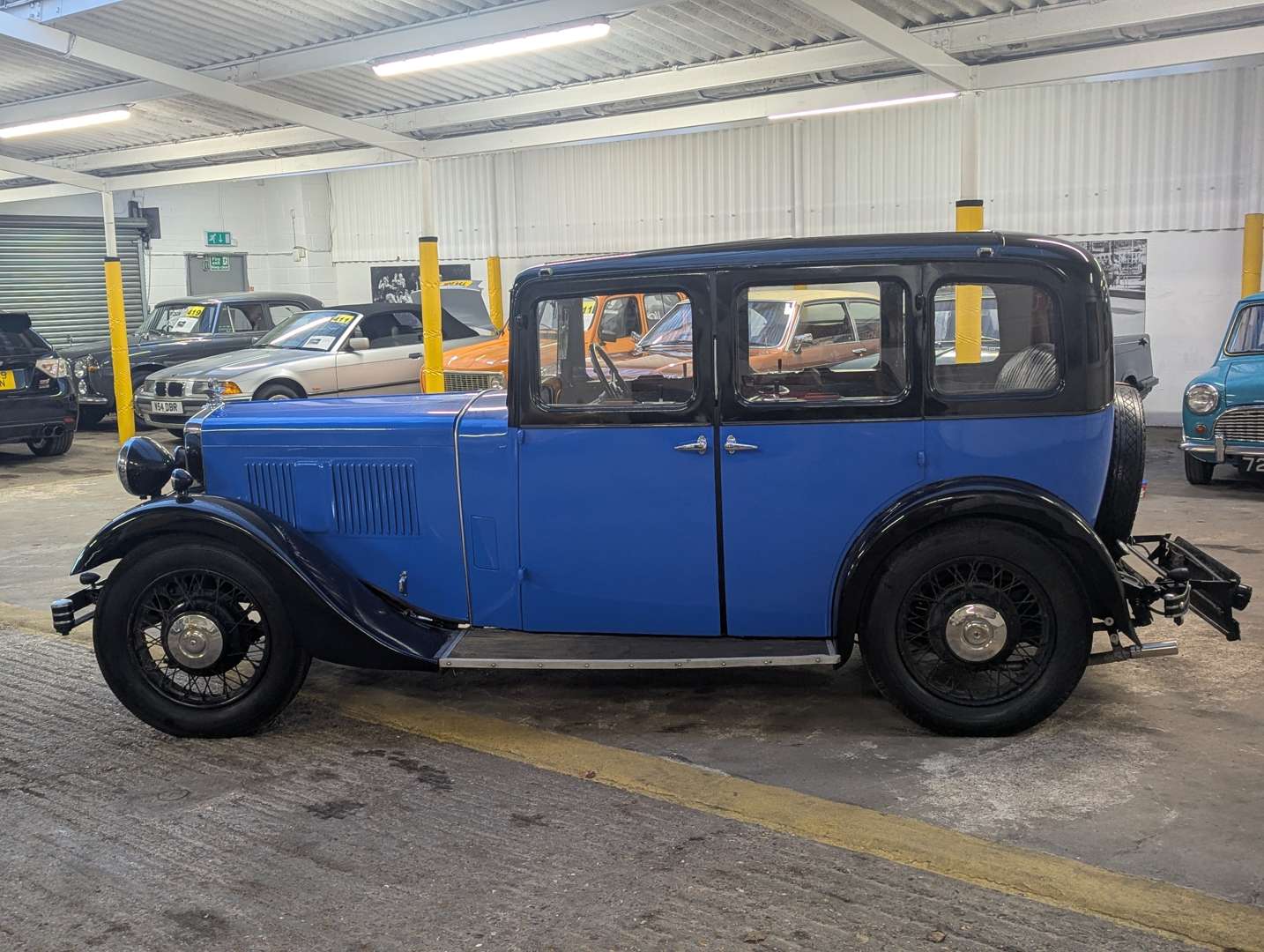 <p>1934 MORRIS 10/6 SALOON</p>