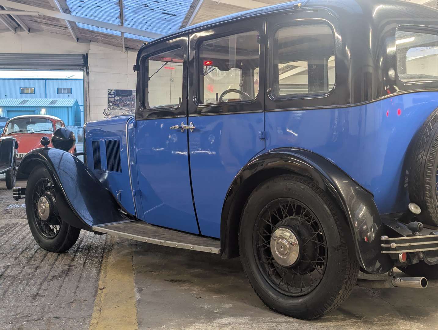 <p>1934 MORRIS 10/6 SALOON</p>