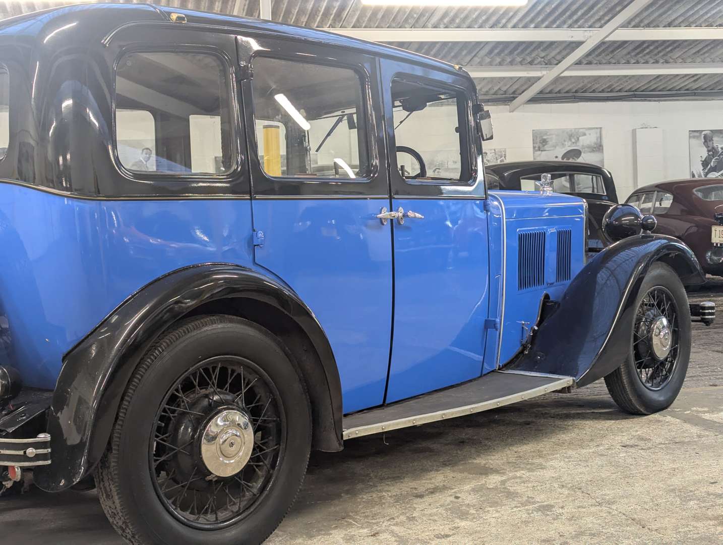 <p>1934 MORRIS 10/6 SALOON</p>