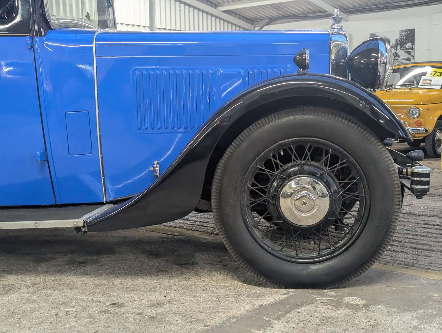 <p>1934 MORRIS 10/6 SALOON</p>