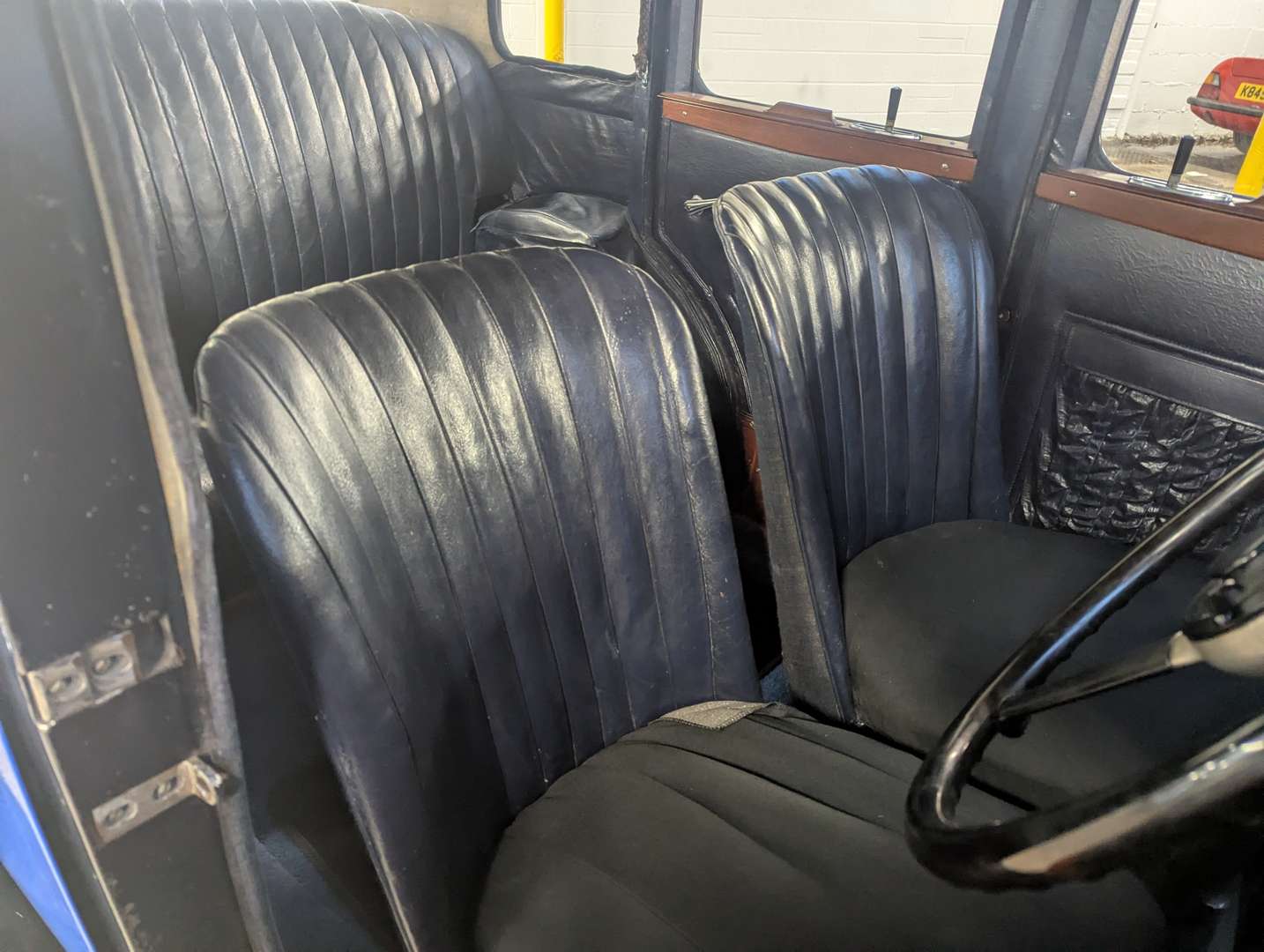 <p>1934 MORRIS 10/6 SALOON</p>