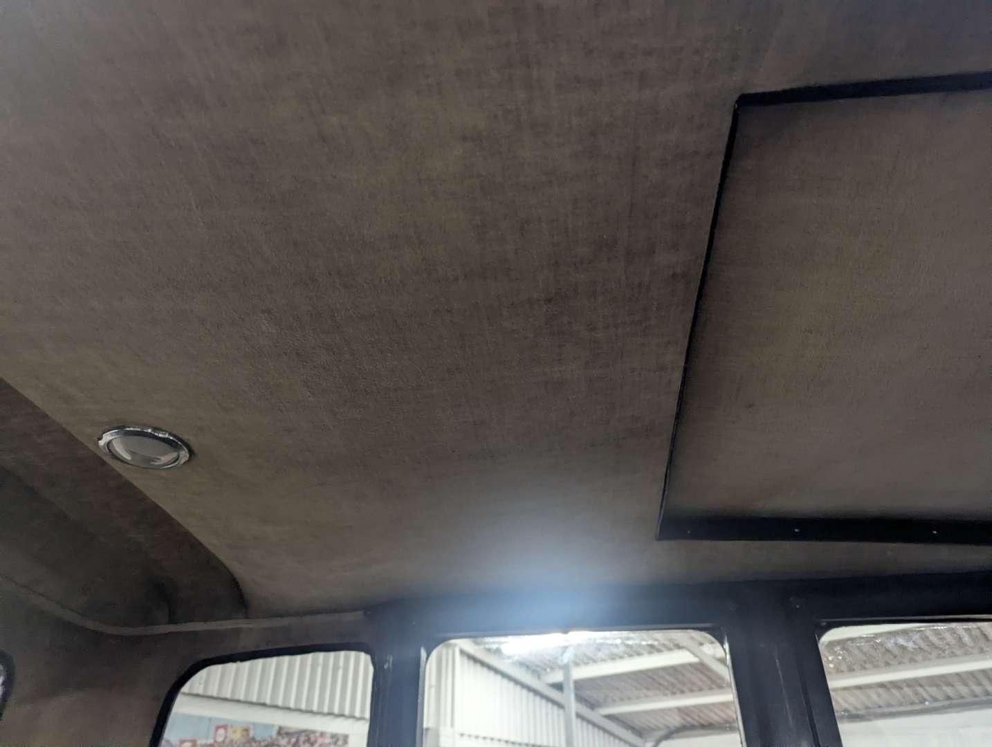 <p>1934 MORRIS 10/6 SALOON</p>