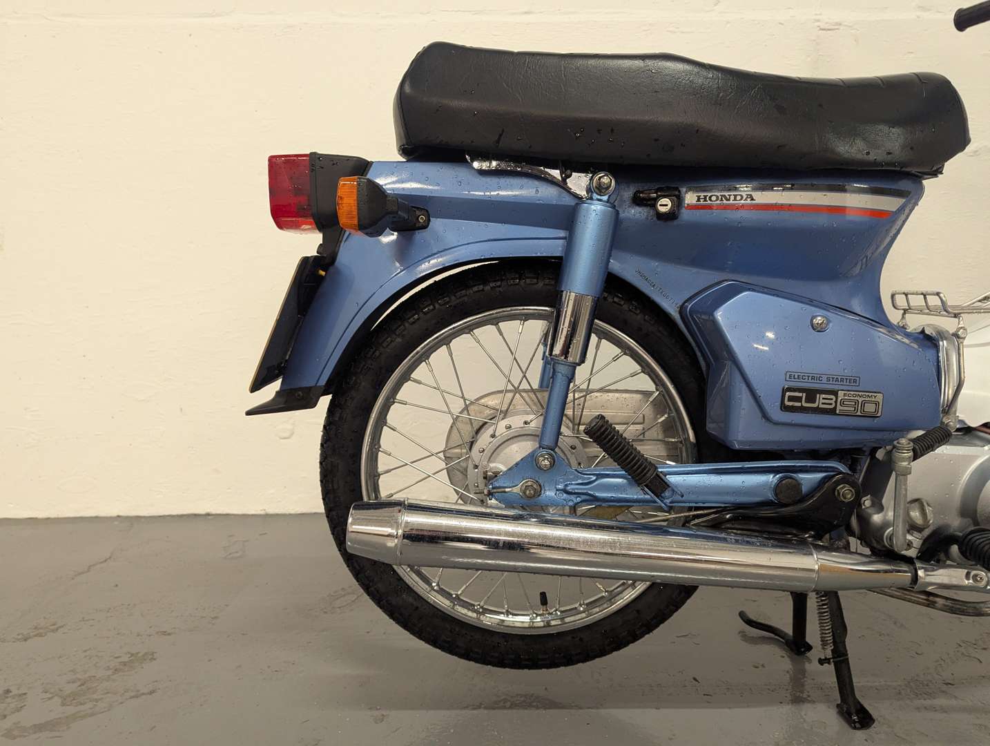 <p>1999 HONDA C90M</p>