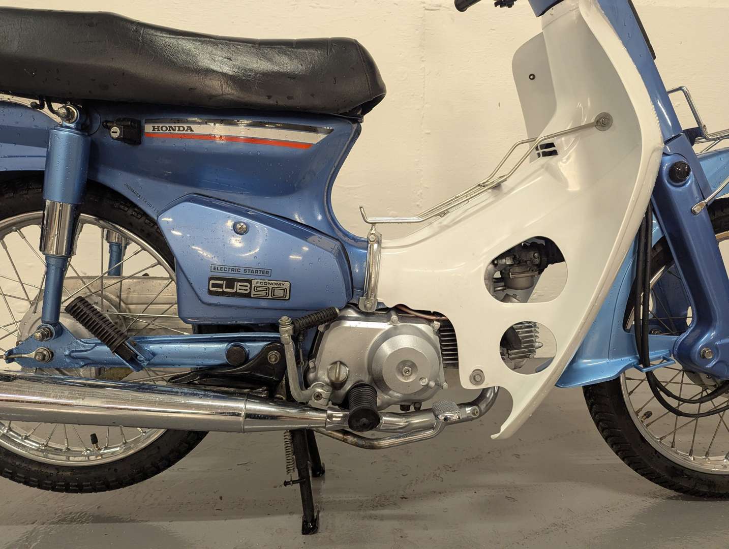 <p>1999 HONDA C90M</p>