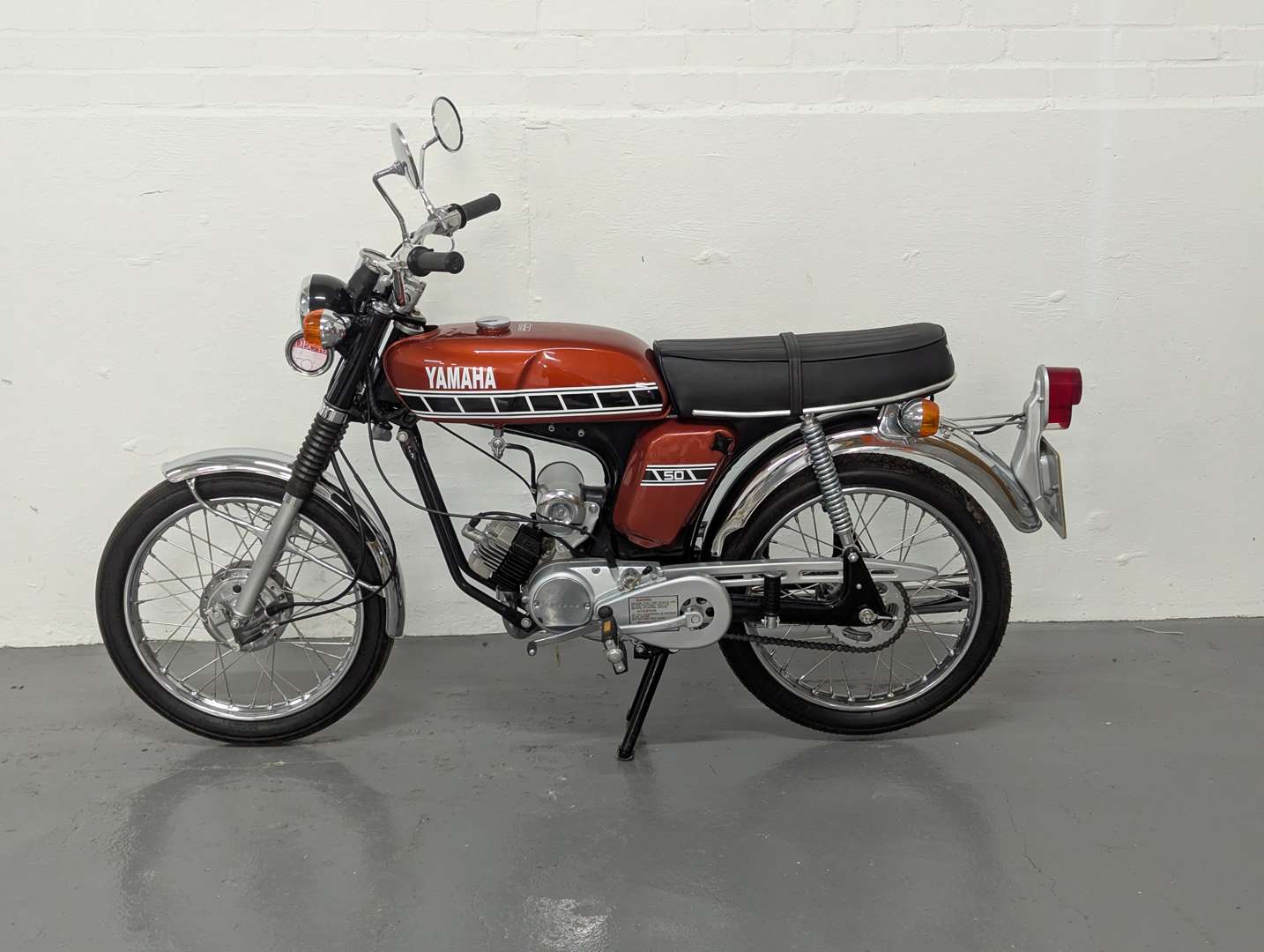 <p>1976 YAMAHA FS1E</p>