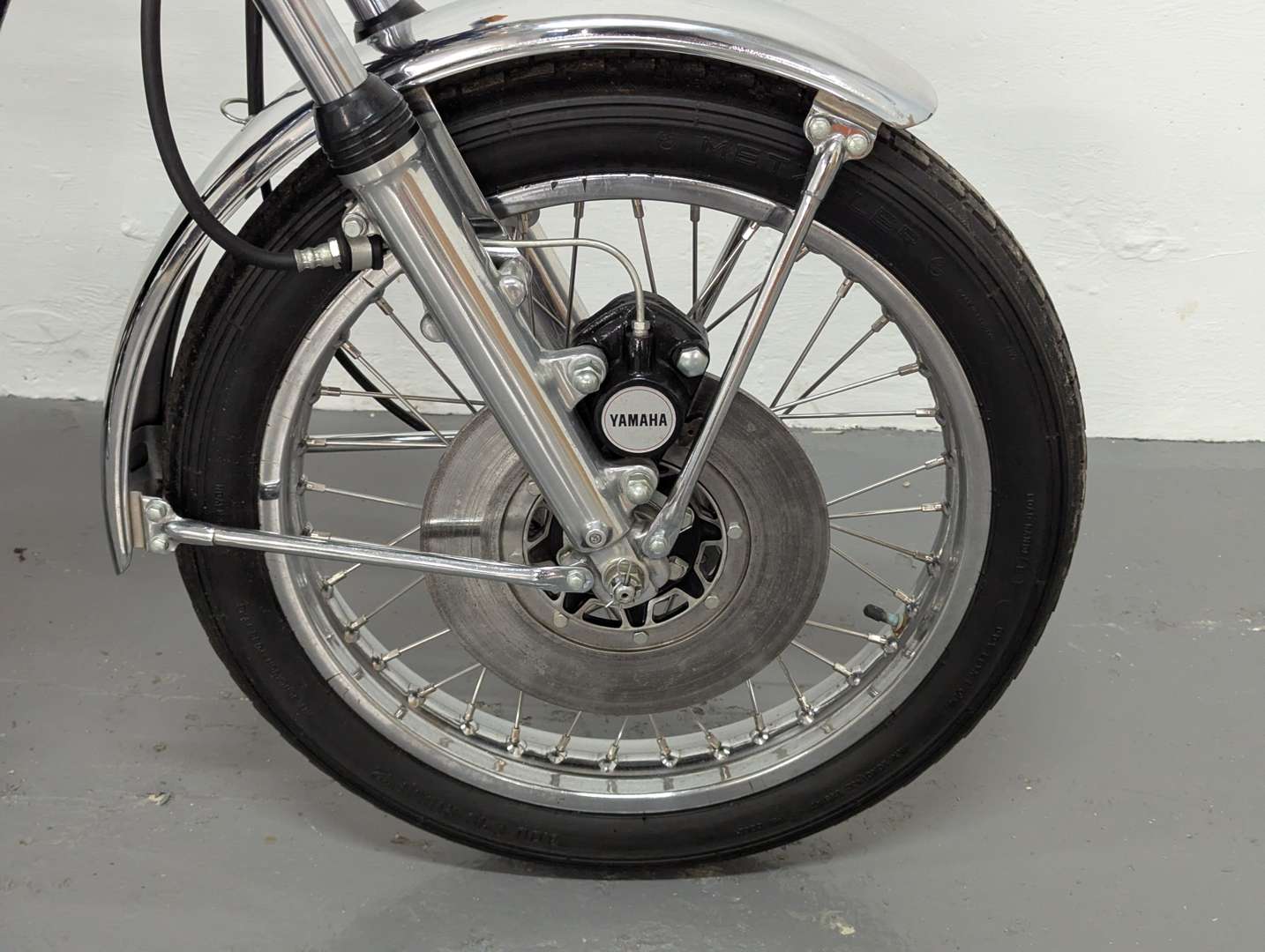 <p>1974 YAMAHA RD250</p>