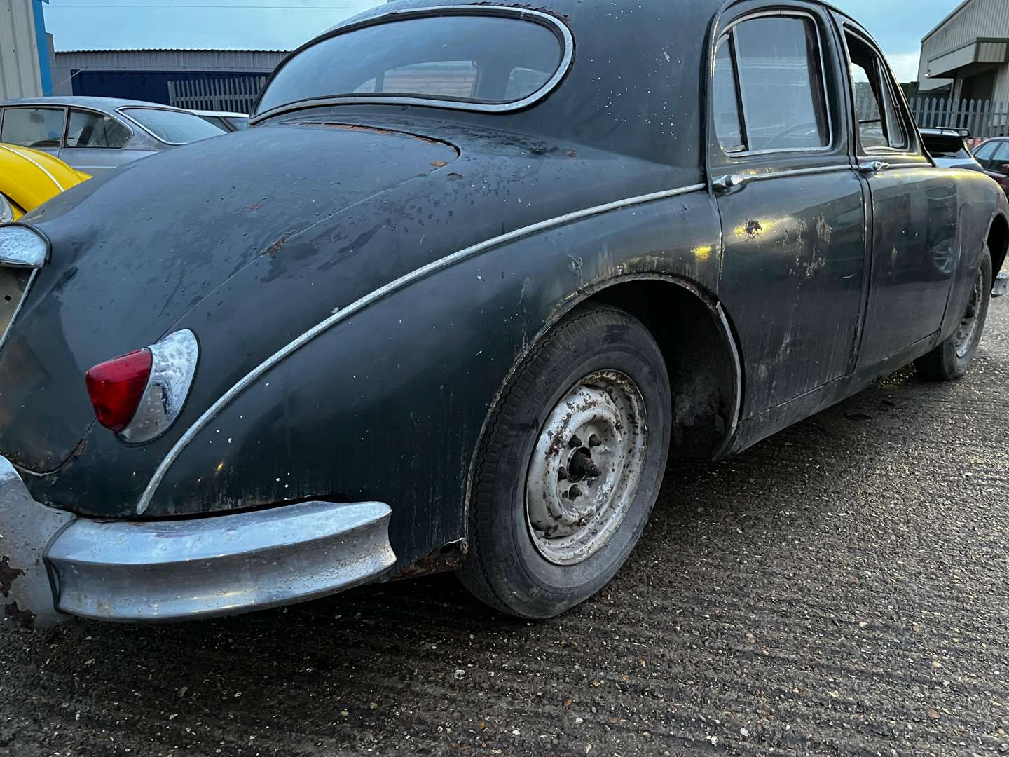 <p>1956 JAGUAR MKI</p>