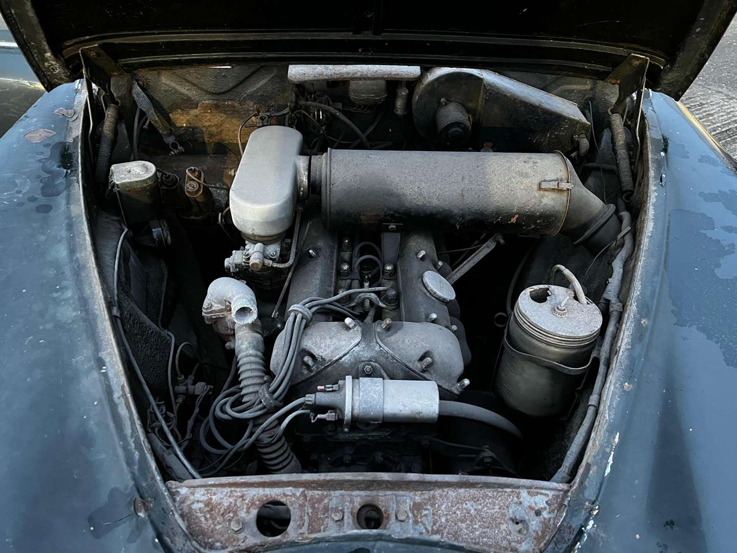 <p>1956 JAGUAR MKI</p>