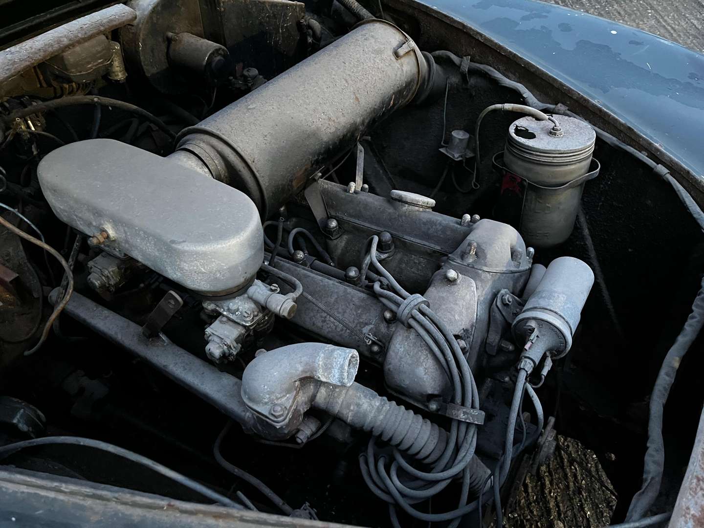 <p>1956 JAGUAR MKI</p>