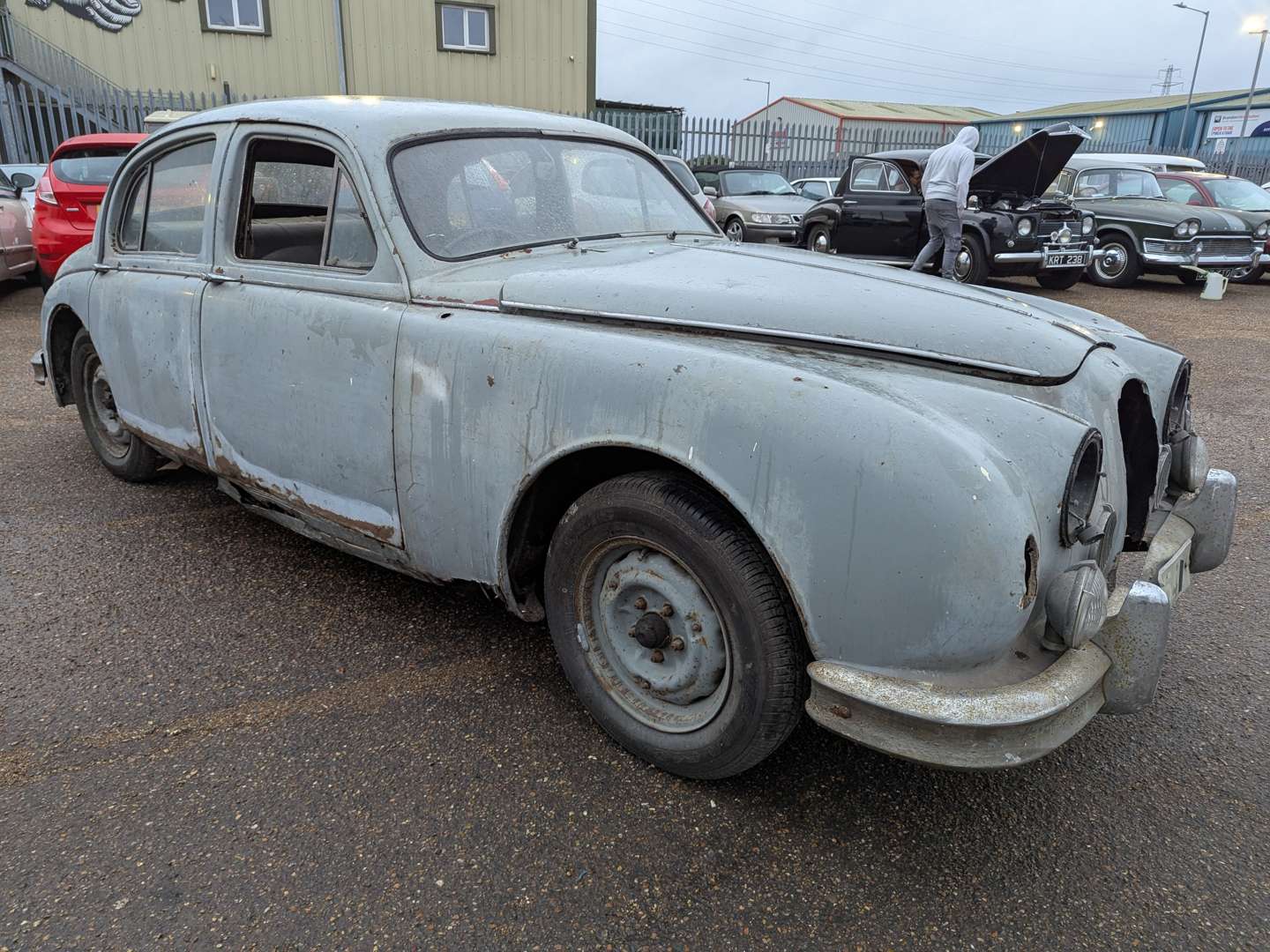 <p>1957 JAGUAR 240 MKI</p>