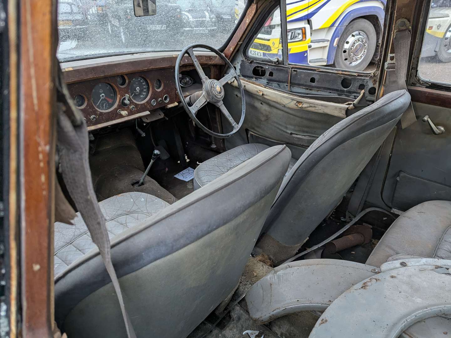 <p>1957 JAGUAR 240 MKI</p>