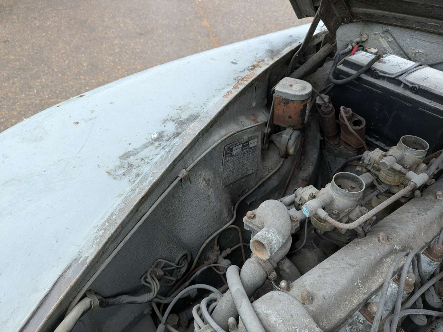 <p>1957 JAGUAR 240 MKI</p>