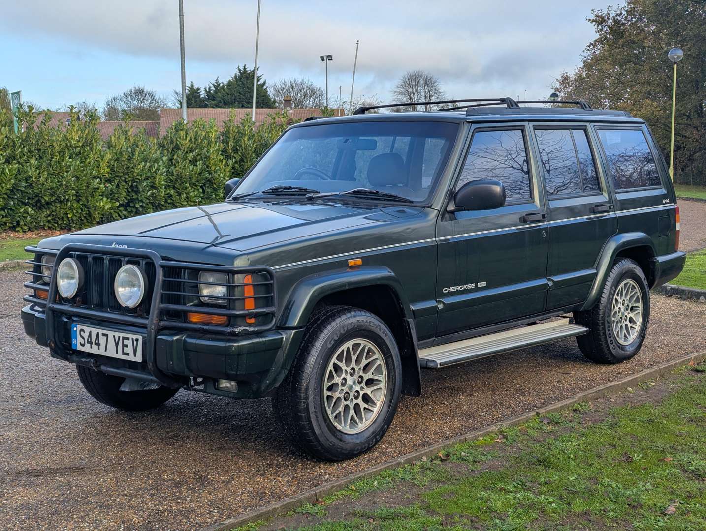 <p>1998 JEEP CHEROKEE 4.0 AUTO LIMITED</p>