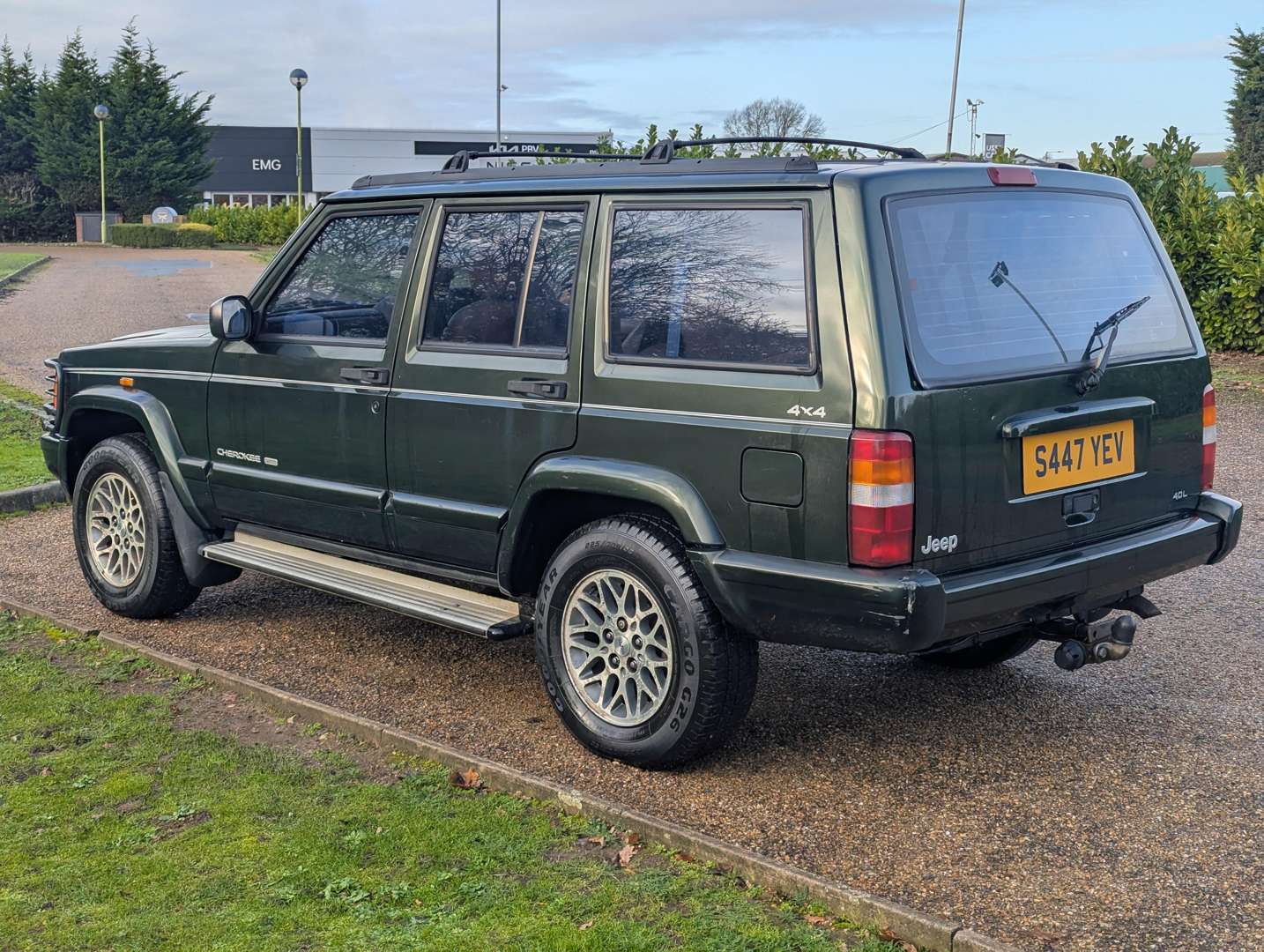<p>1998 JEEP CHEROKEE 4.0 AUTO LIMITED</p>
