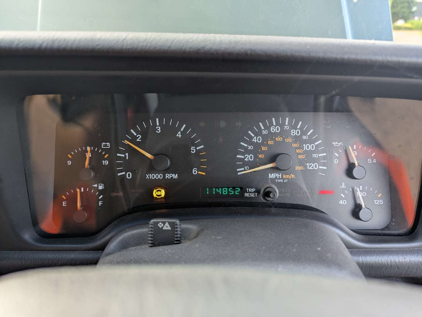 <p>1998 JEEP CHEROKEE 4.0 AUTO LIMITED</p>