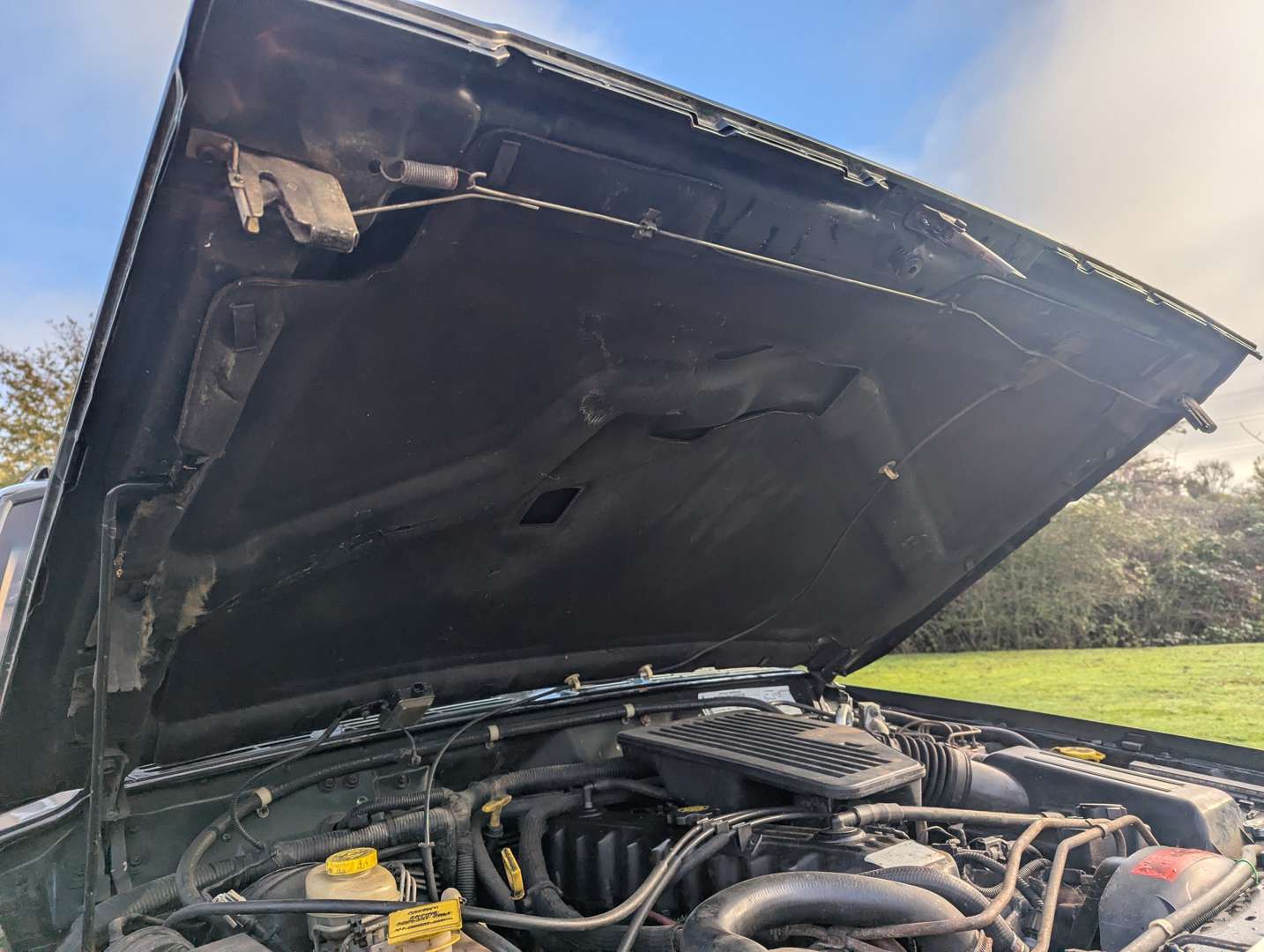 <p>1998 JEEP CHEROKEE 4.0 AUTO LIMITED</p>