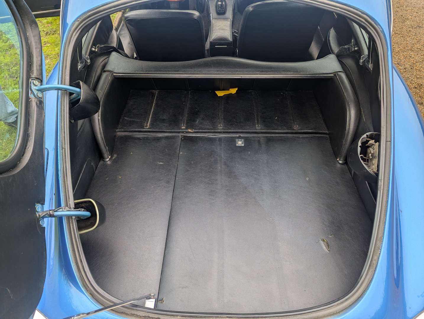 <p>1968 JAGUAR E-TYPE SERIES I 2+2 LHD</p>