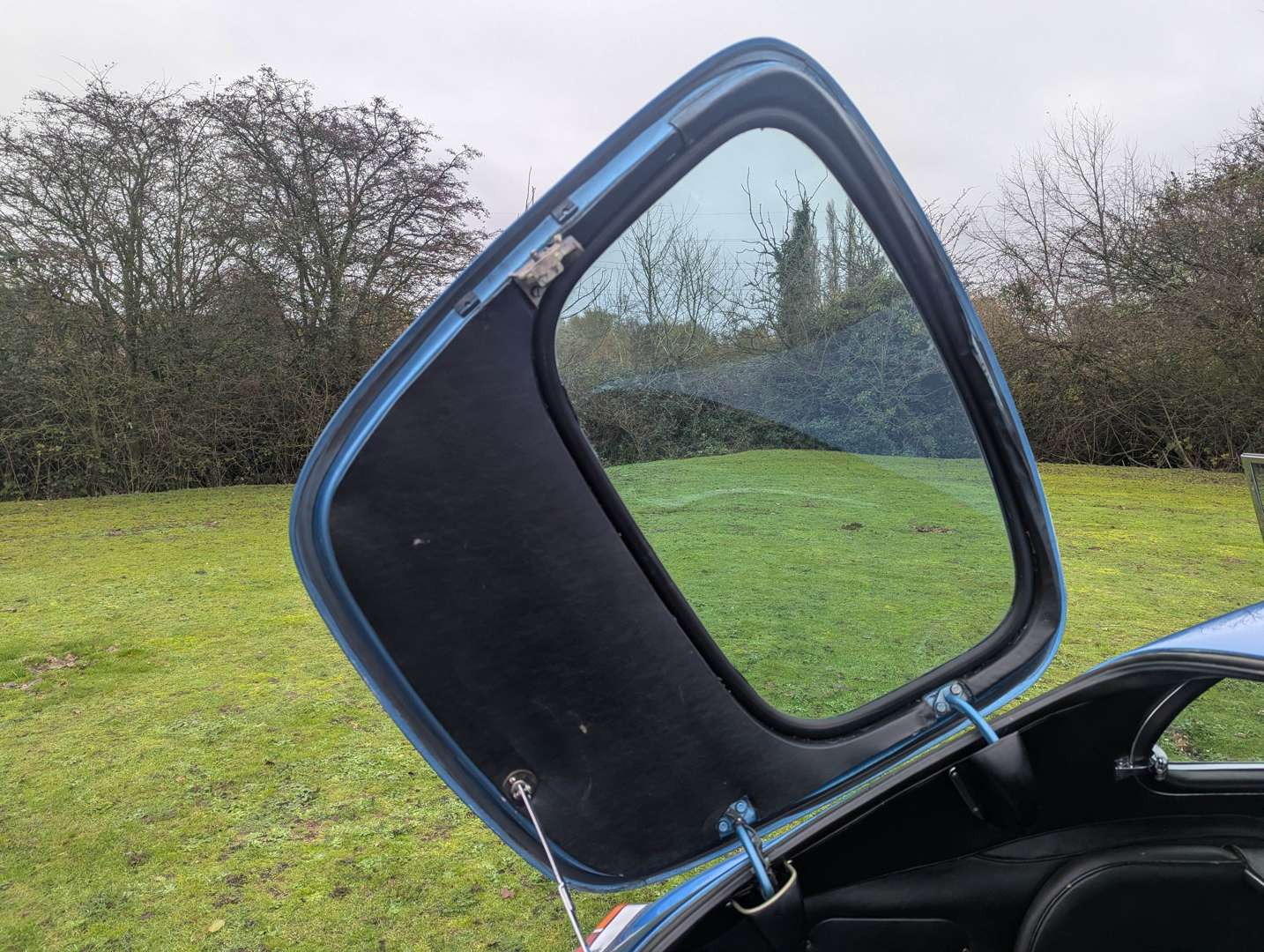 <p>1968 JAGUAR E-TYPE SERIES I 2+2 LHD</p>