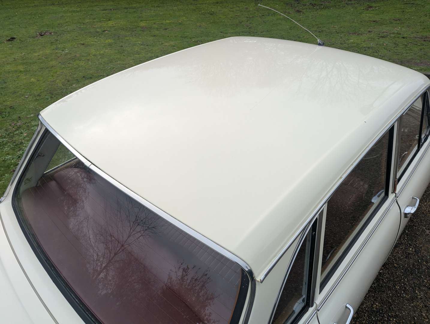 <p>1968 TRIUMPH 2000 AUTO</p>