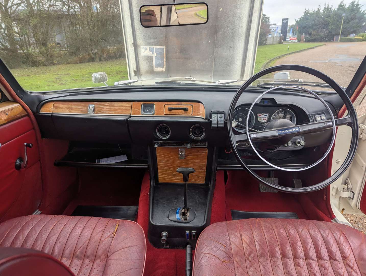 <p>1968 TRIUMPH 2000 AUTO</p>