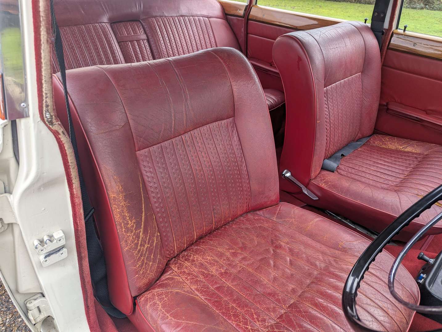 <p>1968 TRIUMPH 2000 AUTO</p>