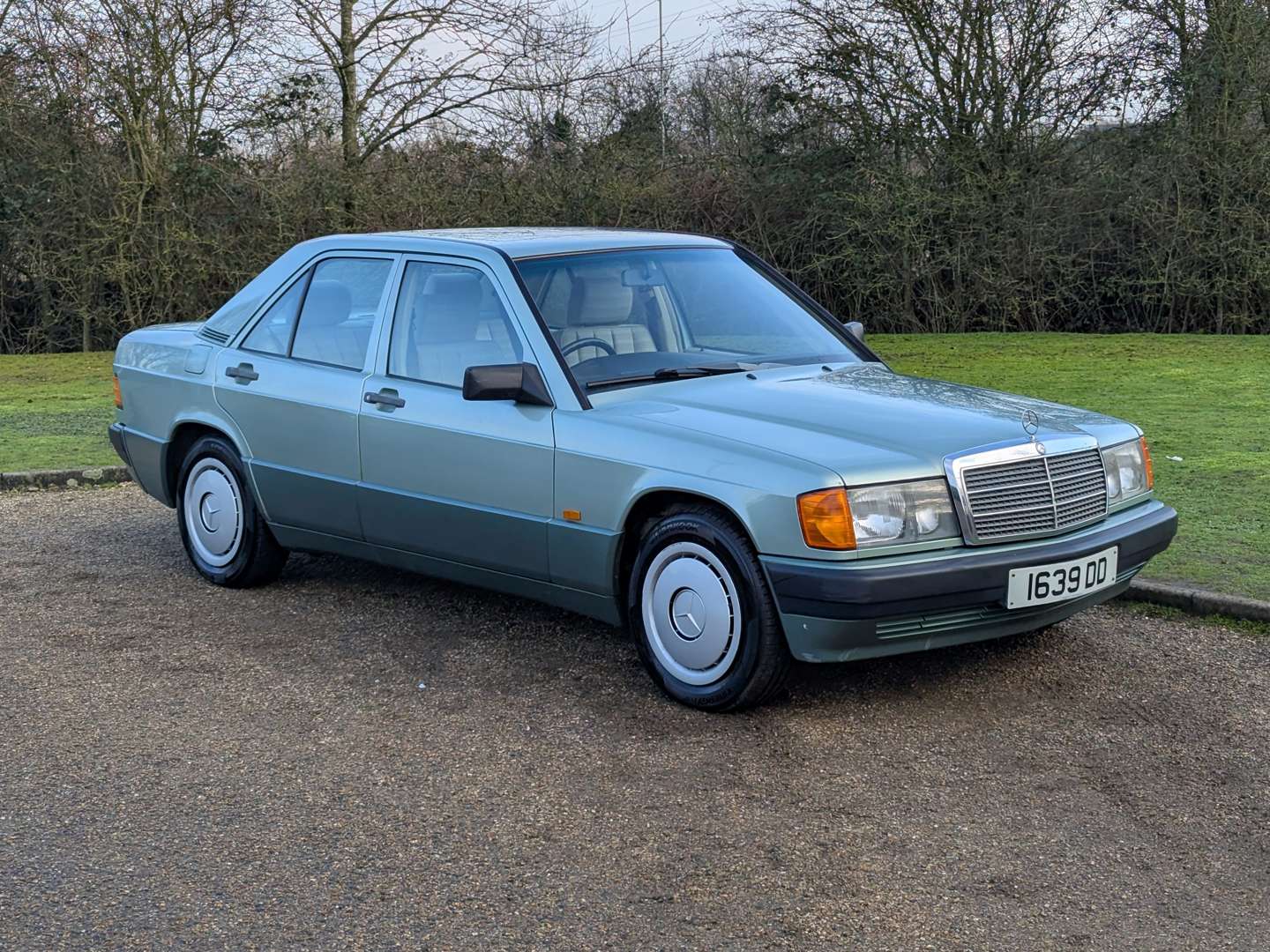 <p>1989 MERCEDES 190E AUTO&nbsp;</p>