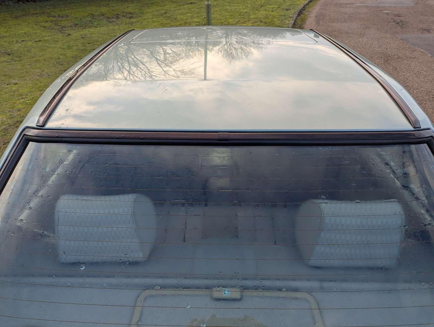 <p>1989 MERCEDES 190E AUTO&nbsp;</p>