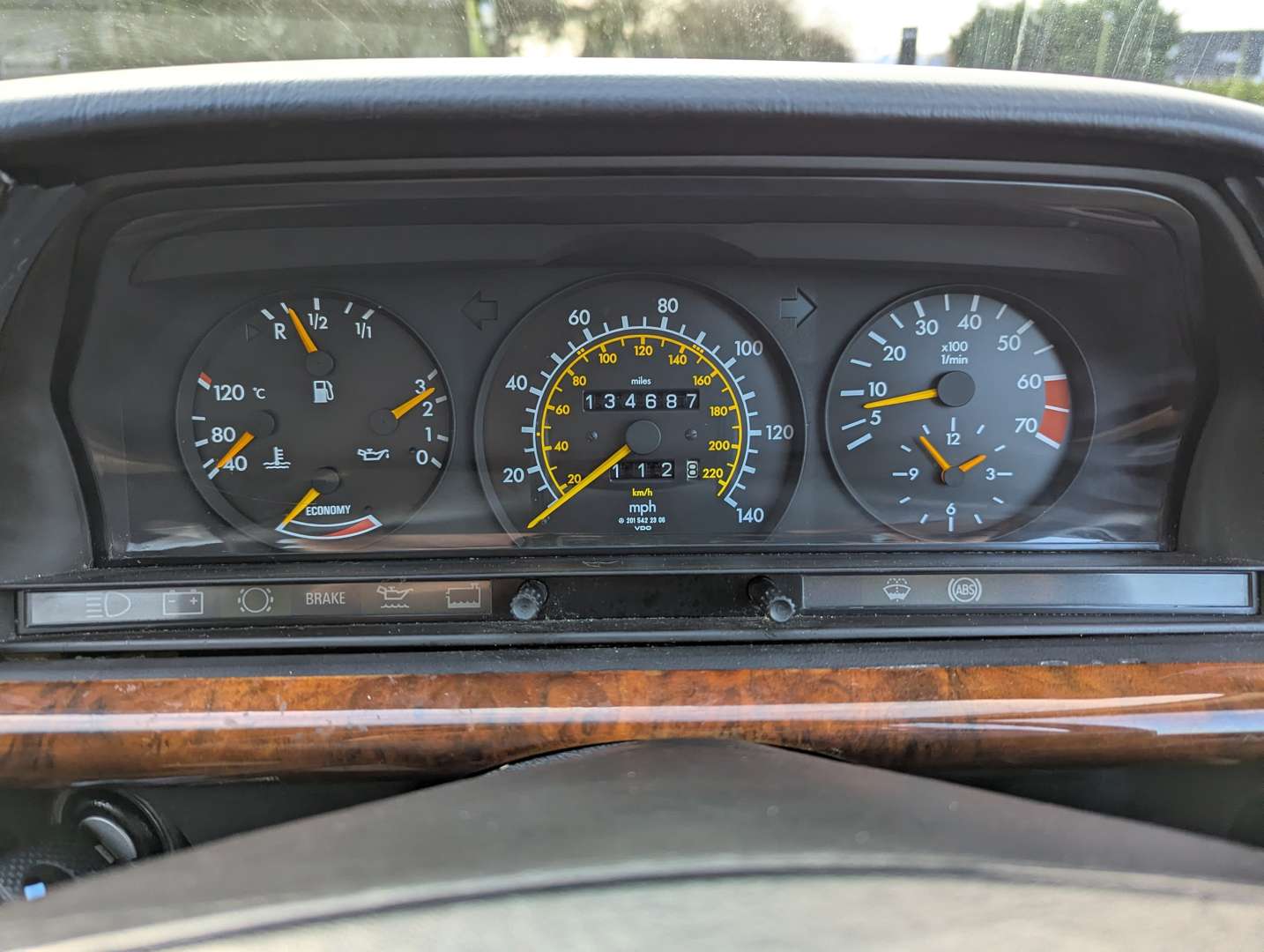 <p>1989 MERCEDES 190E AUTO&nbsp;</p>