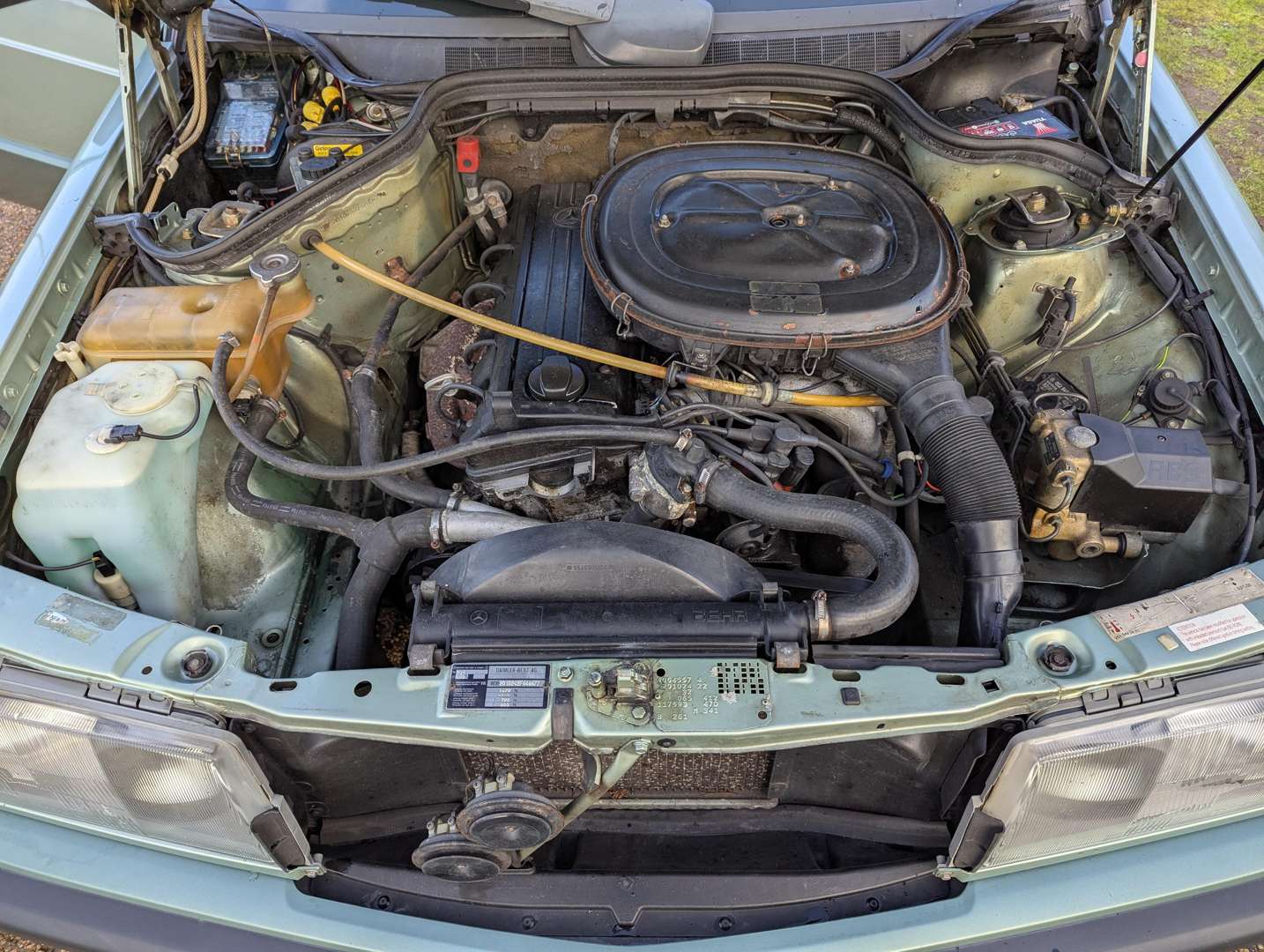 <p>1989 MERCEDES 190E AUTO&nbsp;</p>