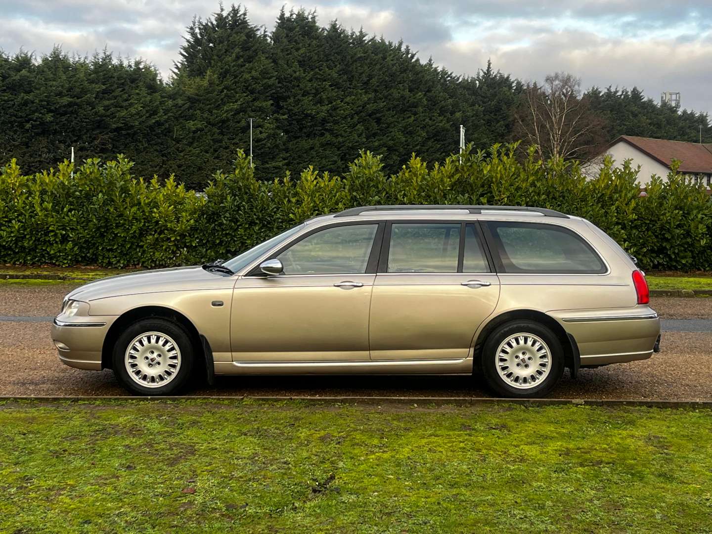 <p>2002 ROVER 75 2.5 CONNOISSEUR TOURER</p>