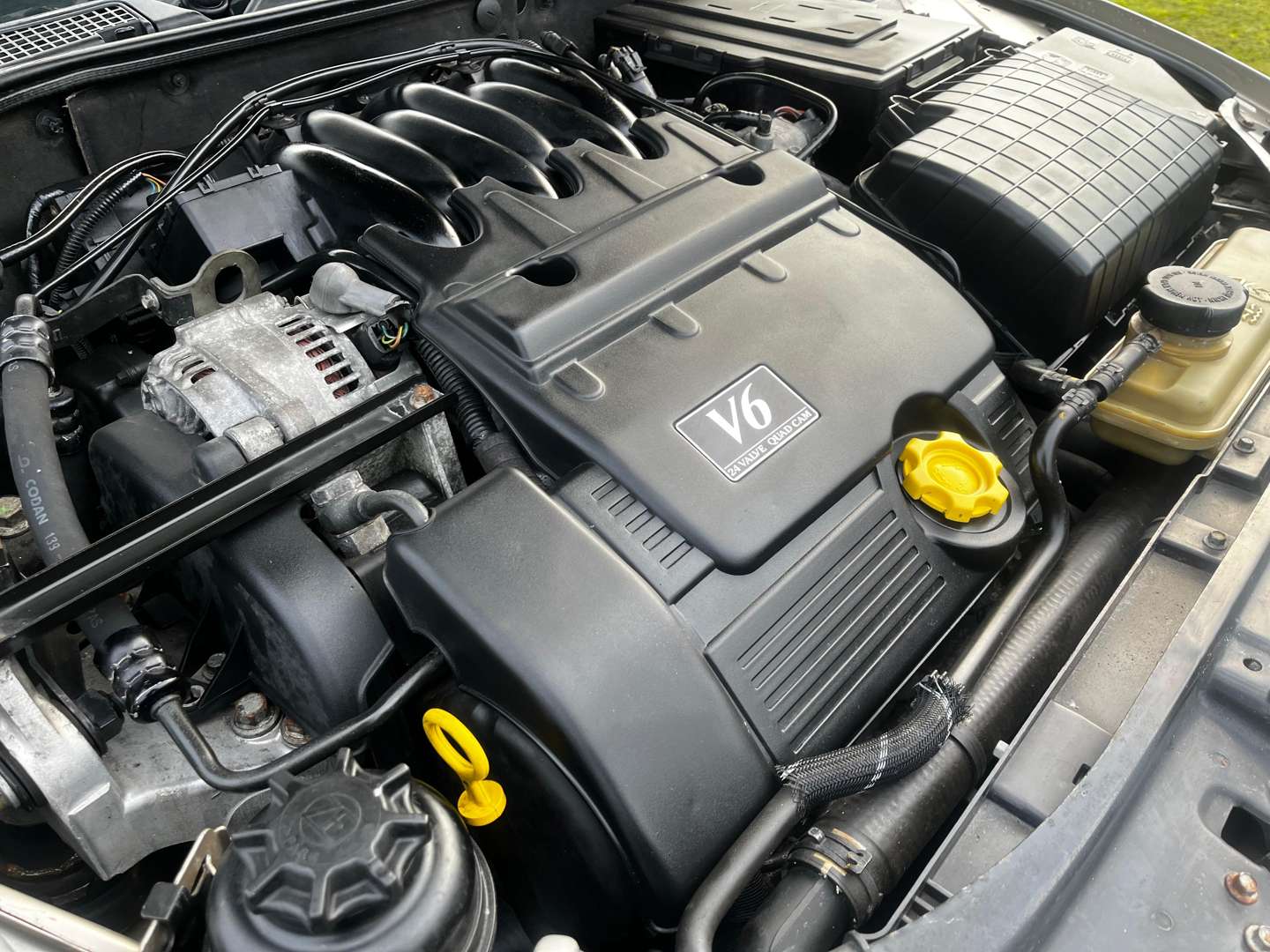 <p>2002 ROVER 75 2.5 CONNOISSEUR TOURER</p>