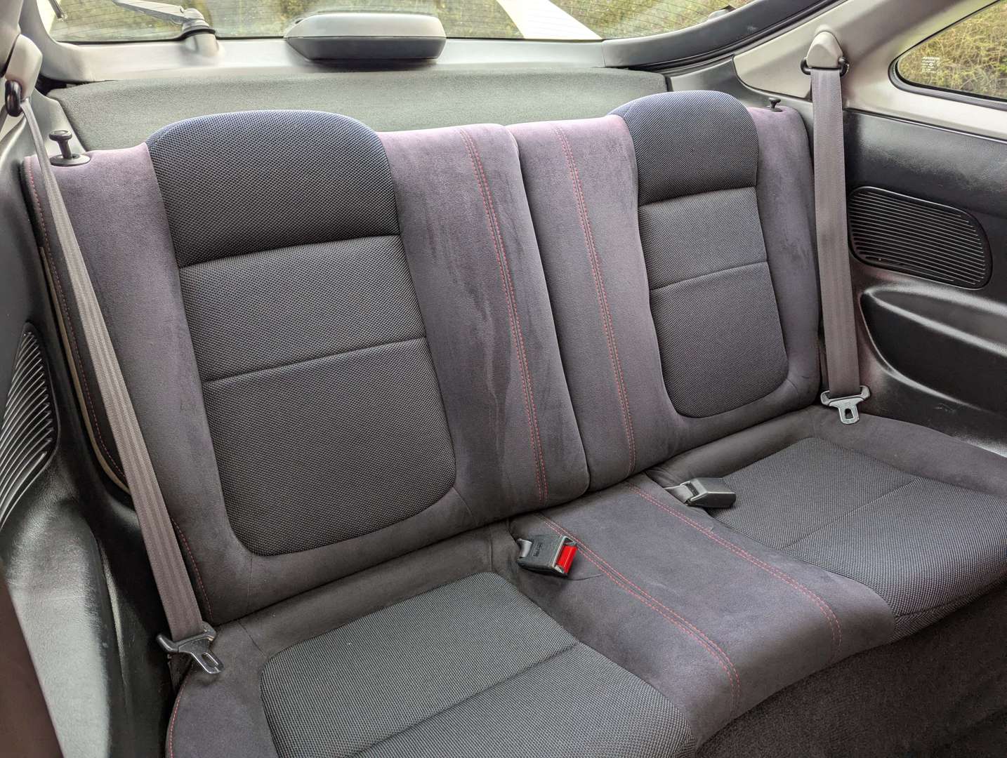 <p>1998 HONDA INTEGRA TYPE R DC2 - ONE REGISTERED OWNER FROM NEW</p>