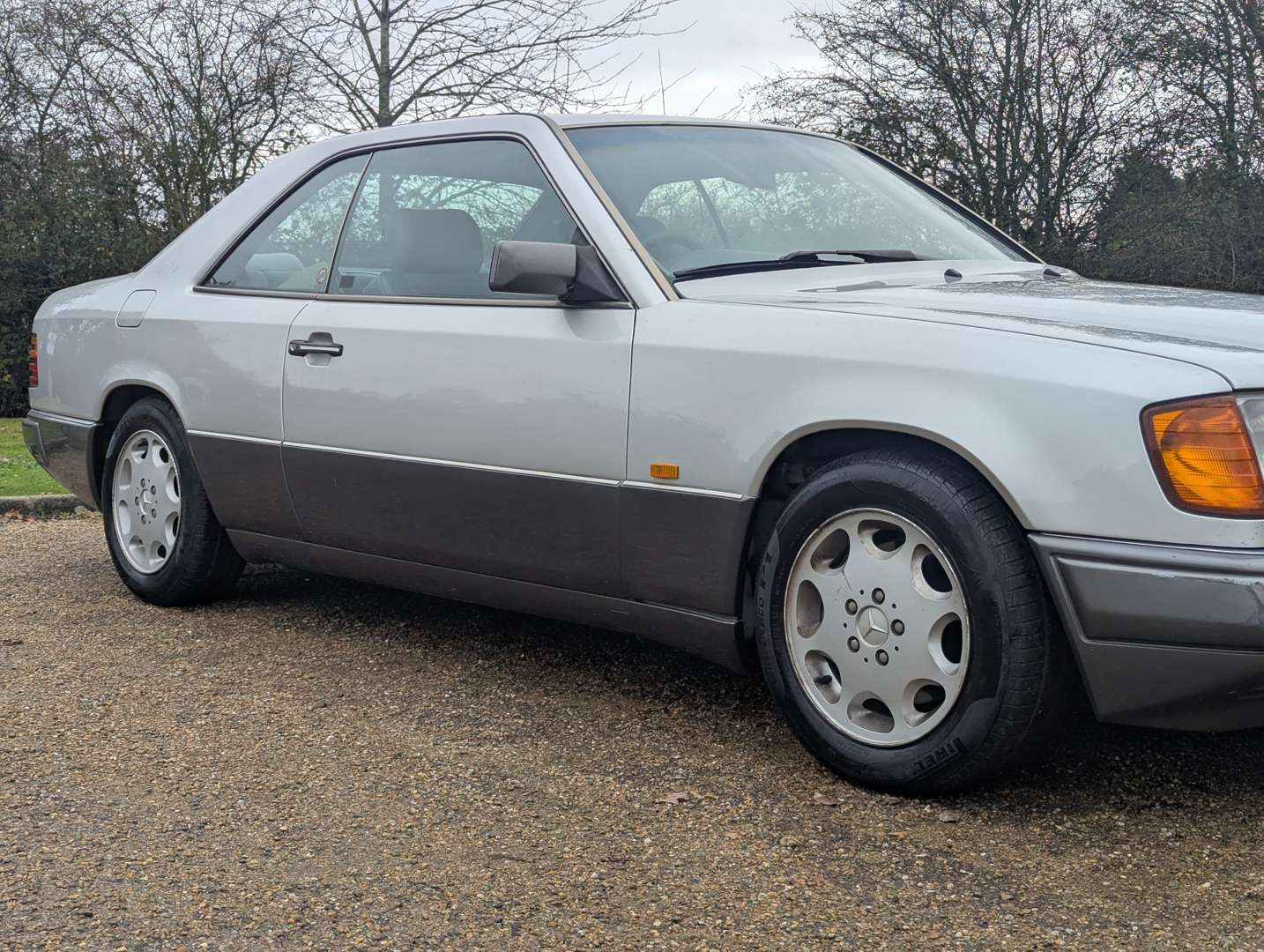 <p>1992 MERCEDES 300CE-24 C124 AUTO</p>