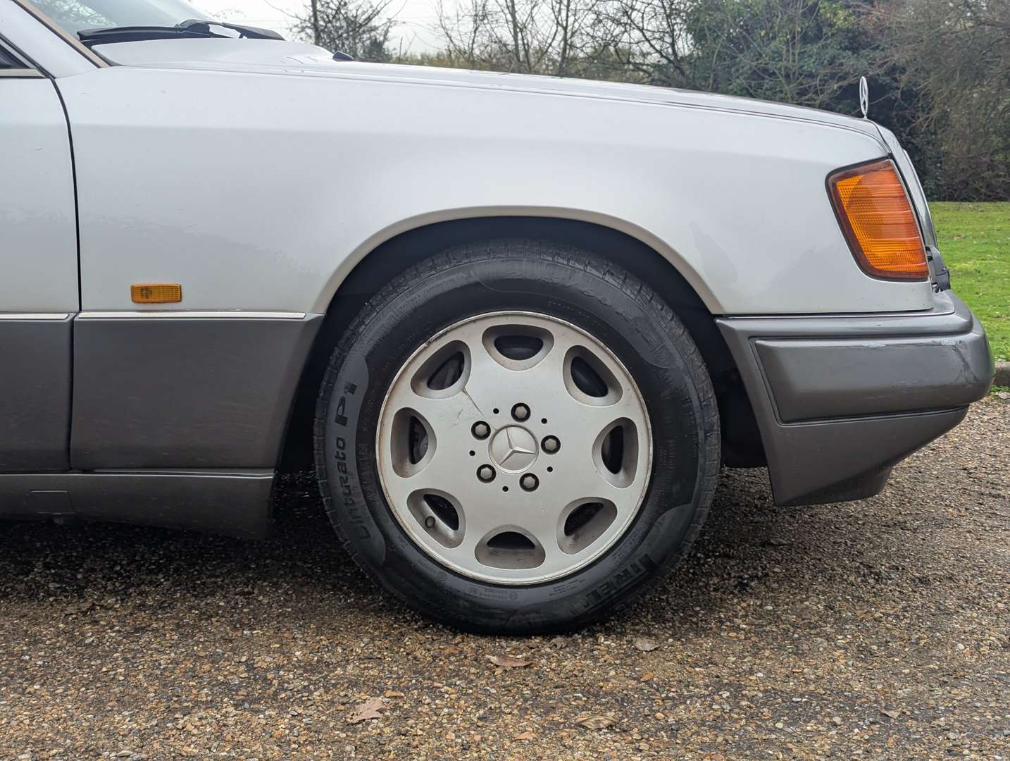 <p>1992 MERCEDES 300CE-24 C124 AUTO</p>