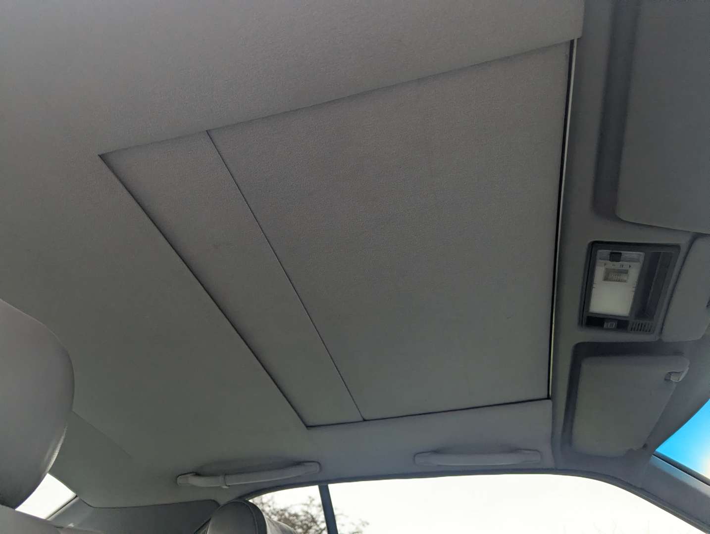 <p>1992 MERCEDES 300CE-24 C124 AUTO</p>