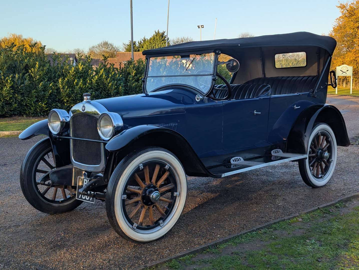 <p>1923 HUPMOBILE R11 FOUR DOOR TOURER LHD</p>