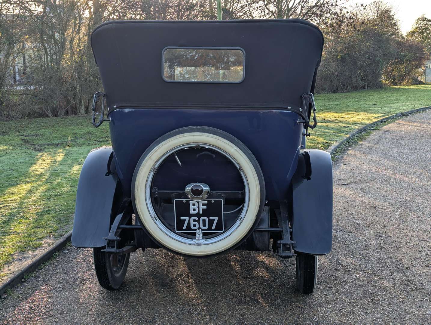 <p>1923 HUPMOBILE R11 FOUR DOOR TOURER LHD</p>