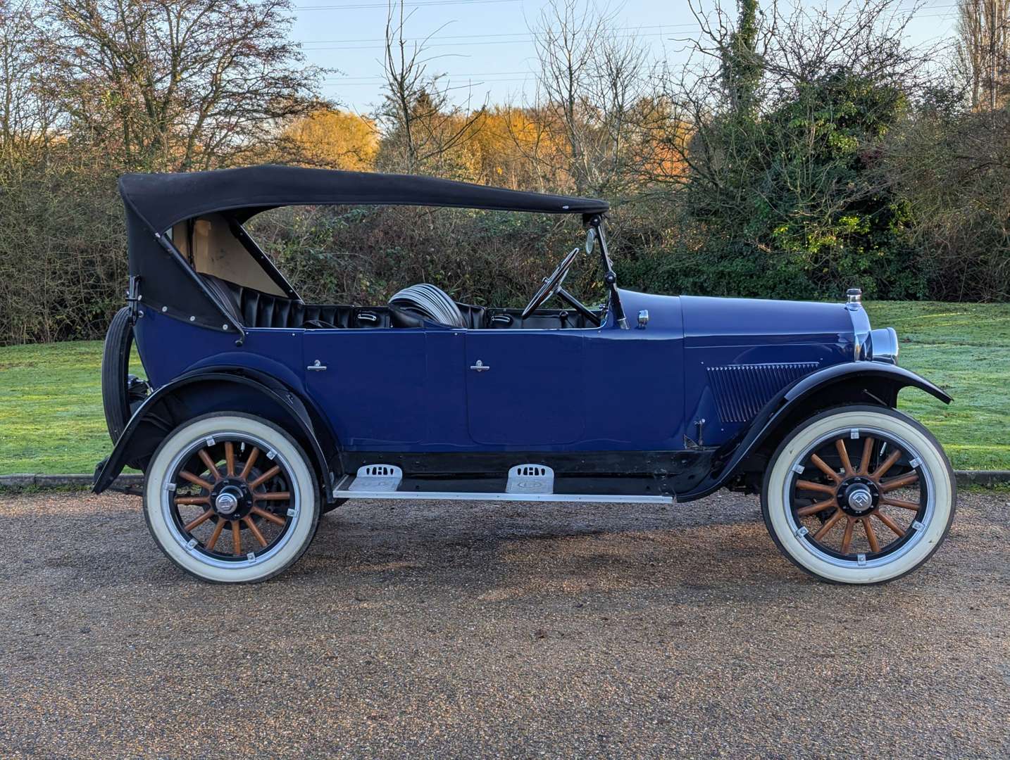 <p>1923 HUPMOBILE R11 FOUR DOOR TOURER LHD</p>
