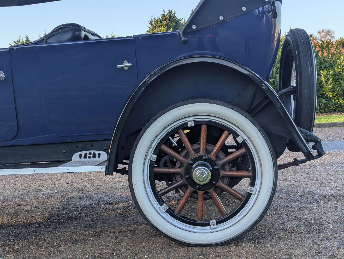 <p>1923 HUPMOBILE R11 FOUR DOOR TOURER LHD</p>