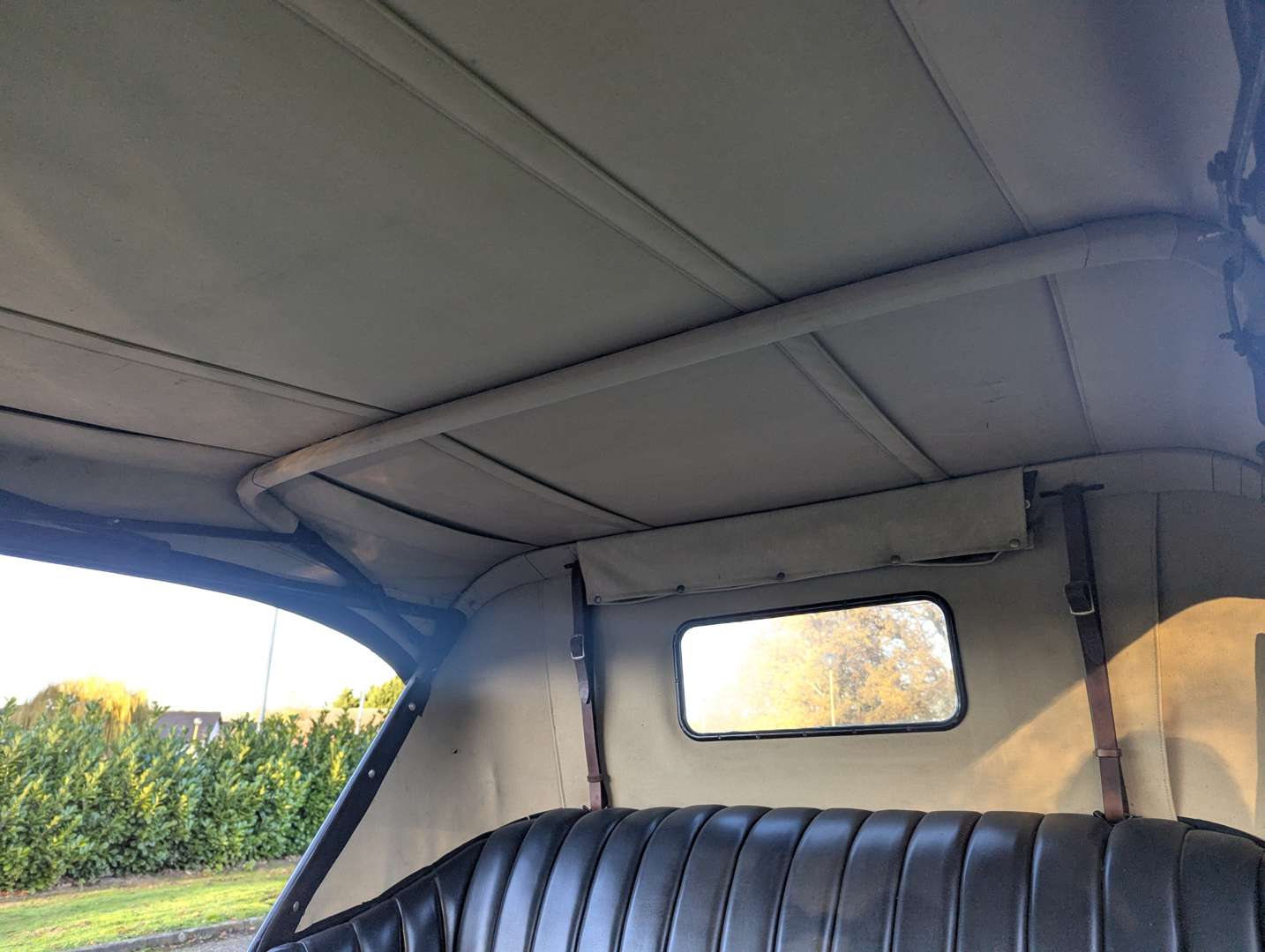 <p>1923 HUPMOBILE R11 FOUR DOOR TOURER LHD</p>