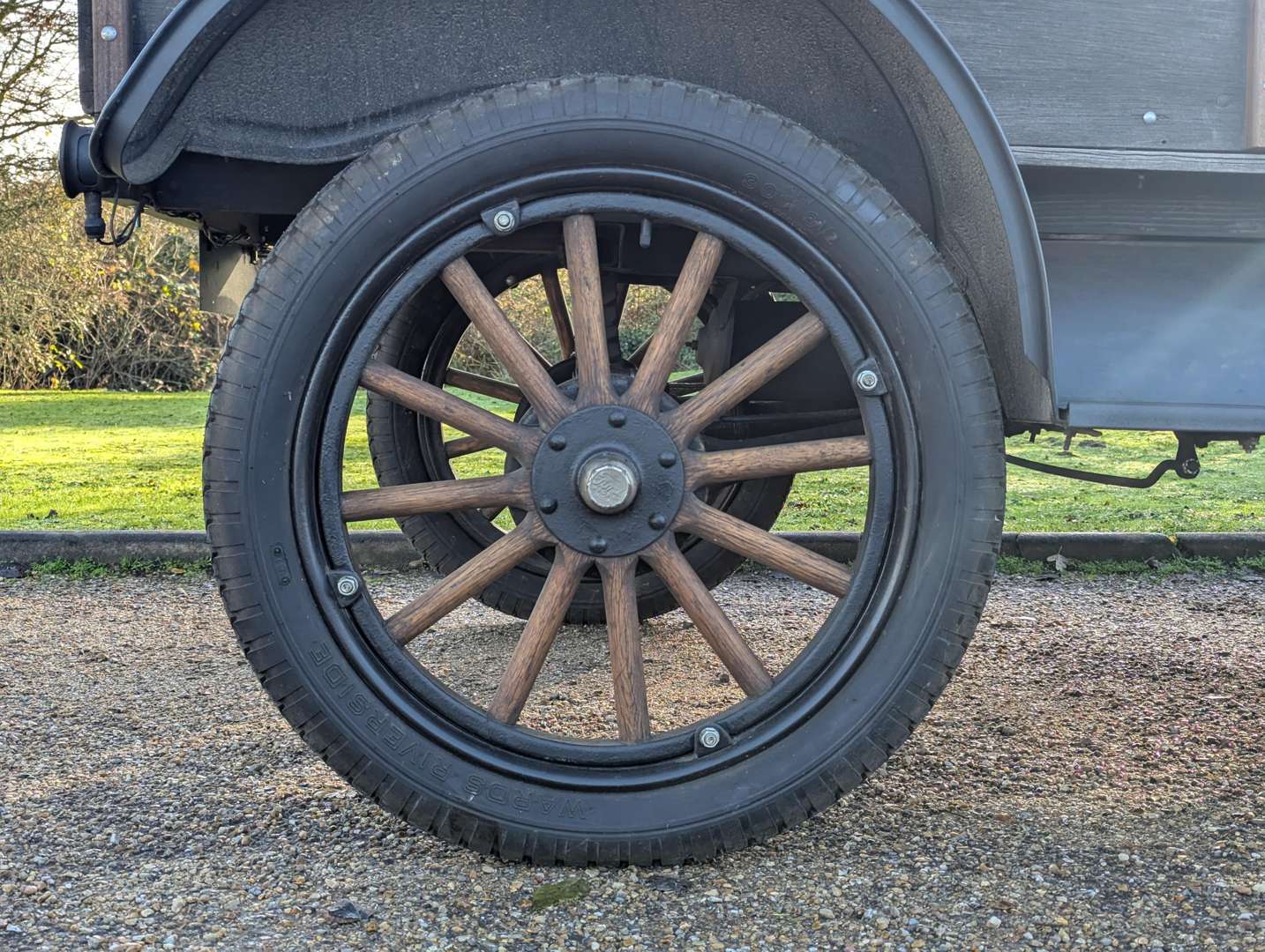 <p>1925 FORD MODEL T FLAT-BED PICK-UP LHD</p>