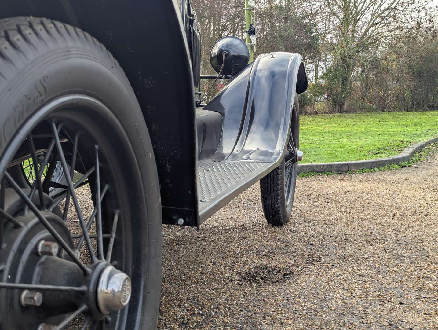 <p>1926 FORD MODEL T RUNABOUT LHD</p>